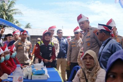 Bawa Bansos hingga Mesin Ketinting untuk Nelayan, Ekspedisi Merah Putih Polda Riau Jangkau Pulau Terluar Bengkalis