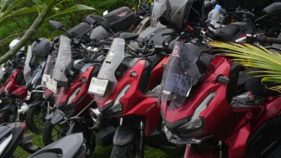 Bukan Sekadar Touring! 64 Bikers Honda Jelajahi Misteri dan Jejak Sejarah Lobang Kolam