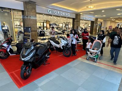 Honda AT Family Day Hadirkan Jajaran Skutik Unggulan, Pengunjung Mal SKA Antusias Berburu Promo