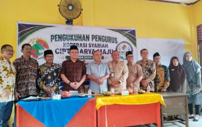 Pengurus Koperasi Syariah Ciptakarya Maju RW 07 Sialangmunggu Resmi Dikukuhkan