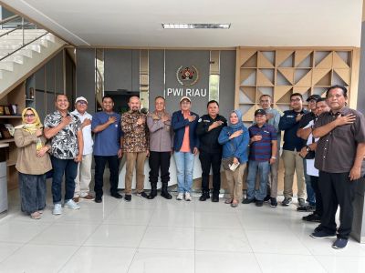 PWI Riau dan Bidhumas Polda Riau Perkuat Sinergi, Sepakat Sampaikan Informasi Akurat kepada Masyarakat