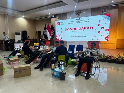Semarak HUT ke-81 RI, Imigrasi Pekanbaru Ajak Pegawai dan Masyarakat Donor Darah
