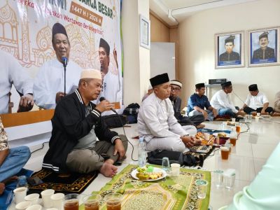 Tahlilan Hari Ketujuh Almarhum Zulmansyah Sekedang, PWI Riau Larut dalam Haru