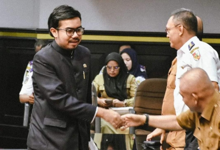 https://riaupunya.com/gambar/foto/4332301286.jpg