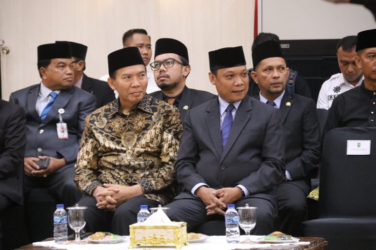 https://riaupunya.com/gambar/foto/5639537377.jpg
