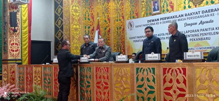https://riaupunya.com/gambar/foto/8105596169.jpg