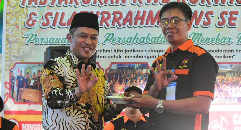 https://riaupunya.com/gambar/foto/9018660686.jpg